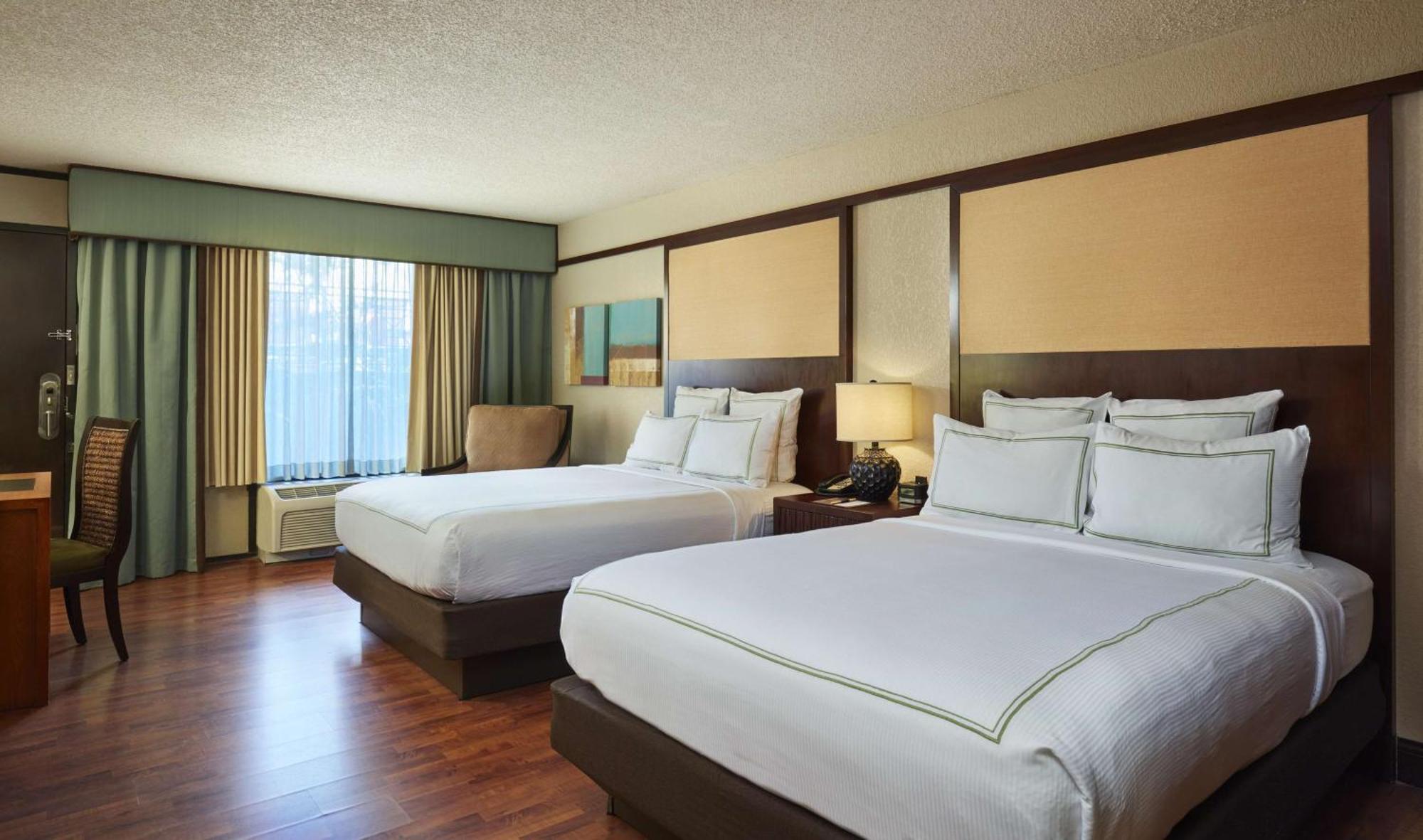 Doubletree By Hilton Hotel Orlando At Seaworld Williamsburg Екстер'єр фото