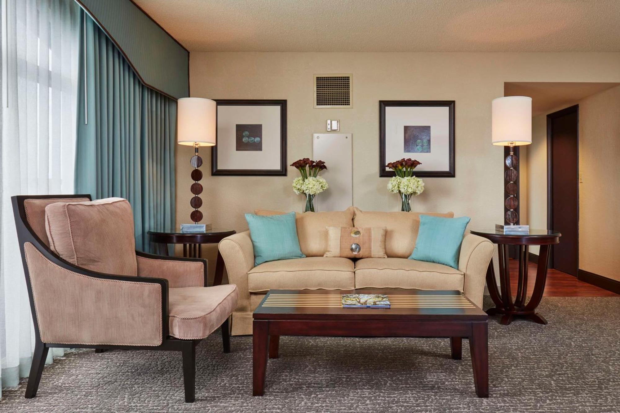 Doubletree By Hilton Hotel Orlando At Seaworld Williamsburg Екстер'єр фото